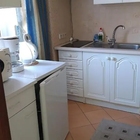 Vanessa-apart Apartment *