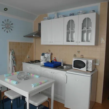 Vanessa-apart * Grzybowo (West Pomeranian)